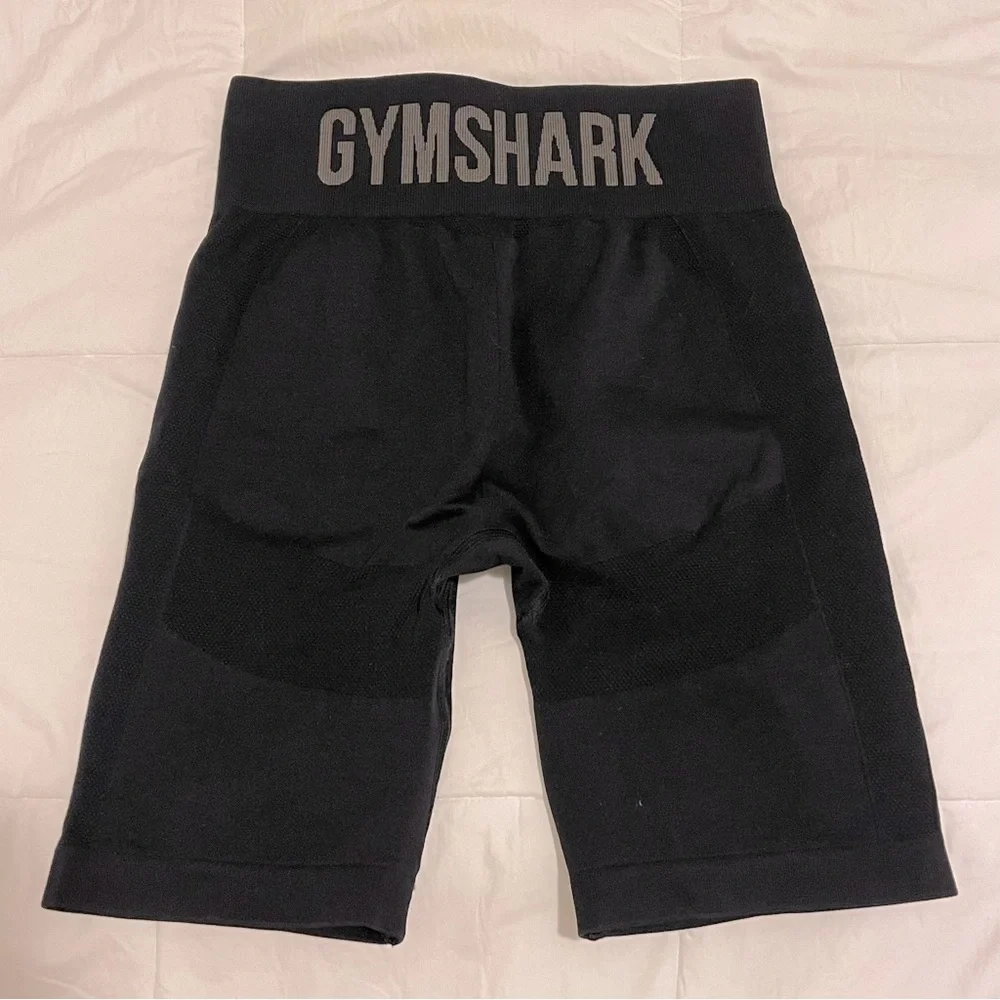 ❤️ Gymshark black spandex biker shorts - Picture 6 of 7